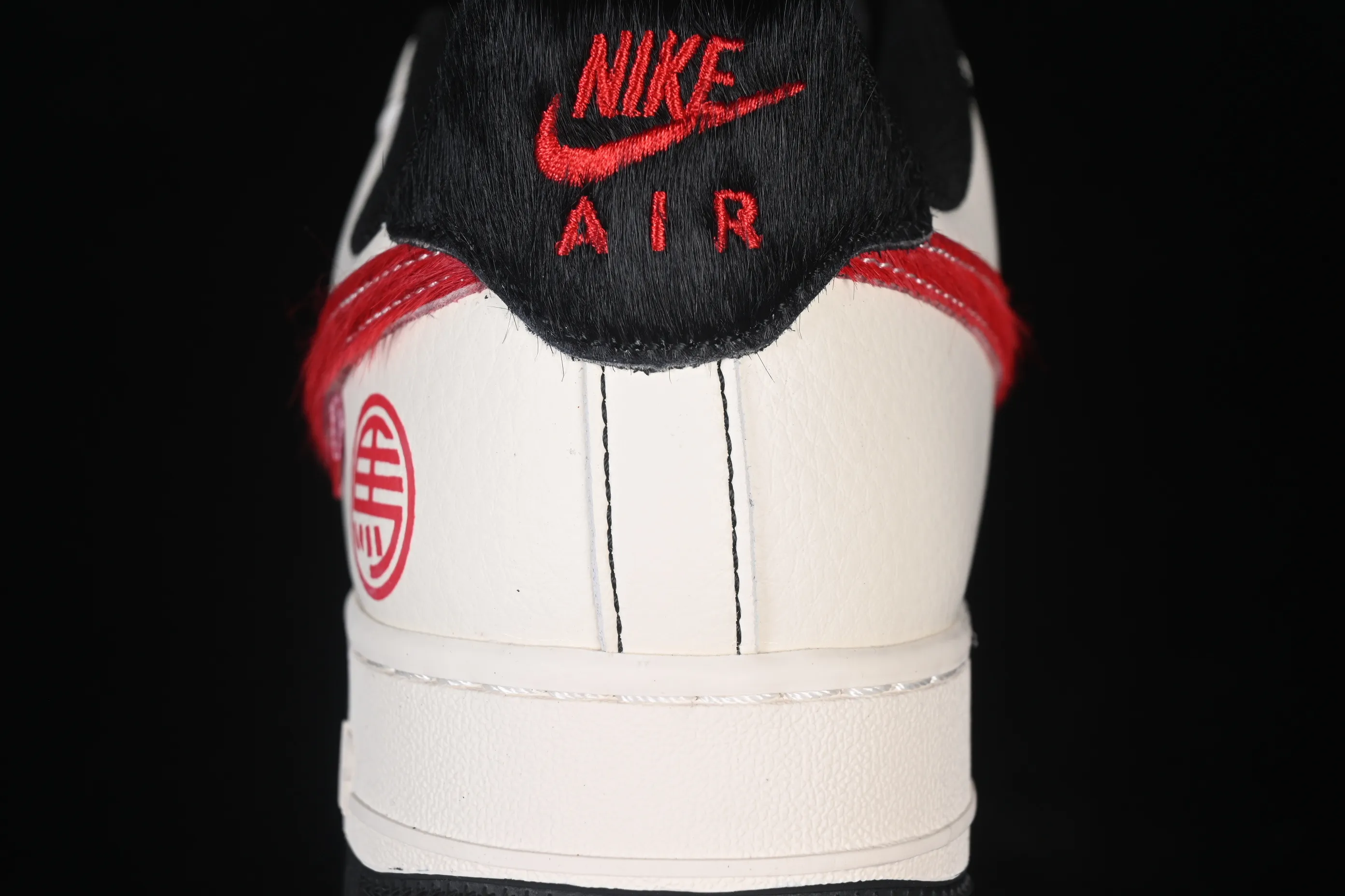 All categories Nk Air Force 1 Air Force series Nk Air Force 1 Low Air Force low top Nike Air Force 1'07 Low Year of the Horse limited white and red horse hair Air Force 1 low top casual sneakers QW5288-126